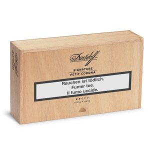 Davidoff Signature Petit Corona 25 er box cigars