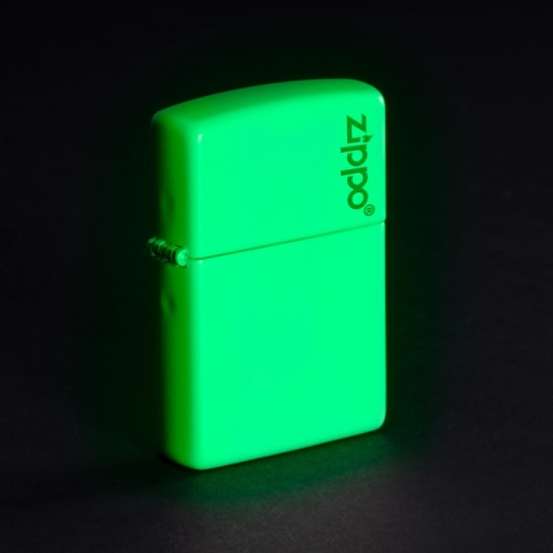 Zippo Glow in Dark Logo Feuerzeug